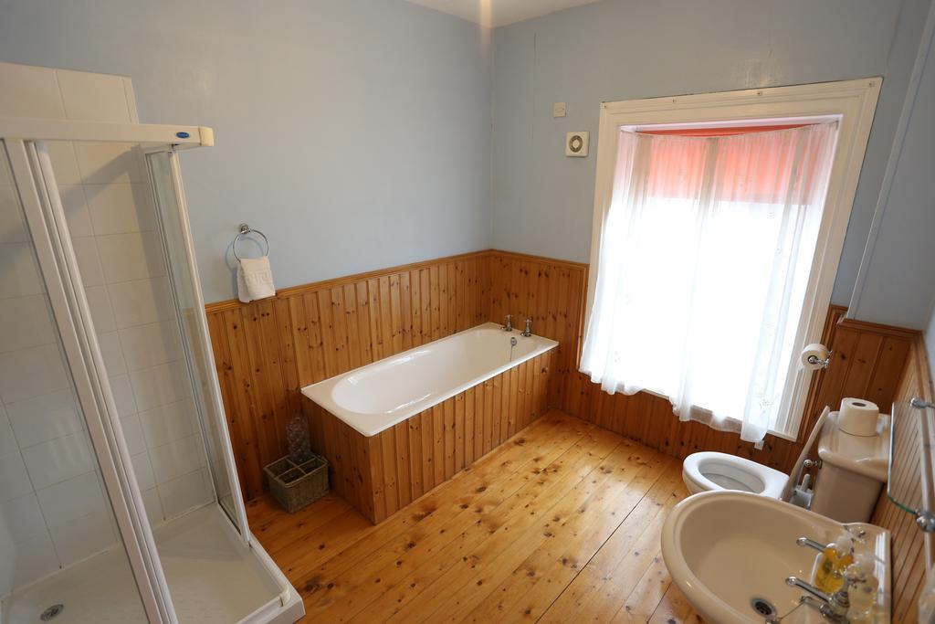 Corratavey Guest Accommodation Ballycastle Extérieur photo